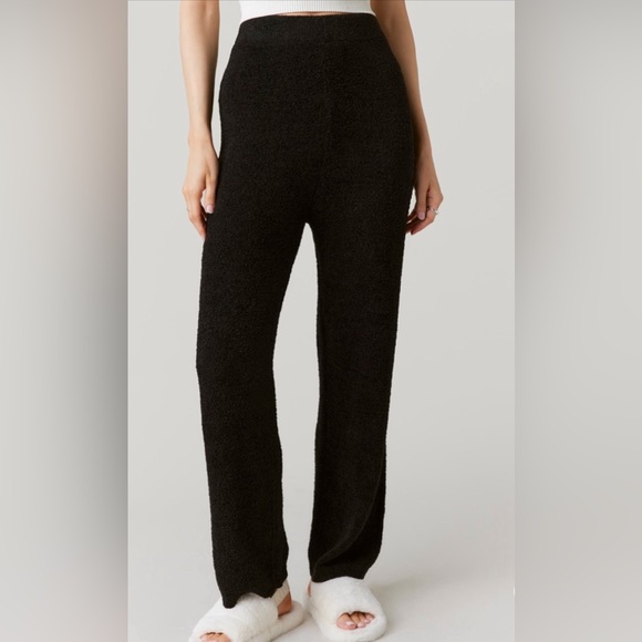 🍁New Fall🍁Francesca’s Sabrina Fluffy High Rise Black Teddy Pants - Picture 3 of 6